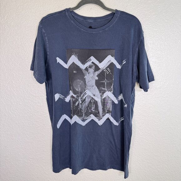 David Bowie Shirt Men Large XL Terry Oneill Graphic Tshirt Vintage Concert Tees - Picture 1 of 9